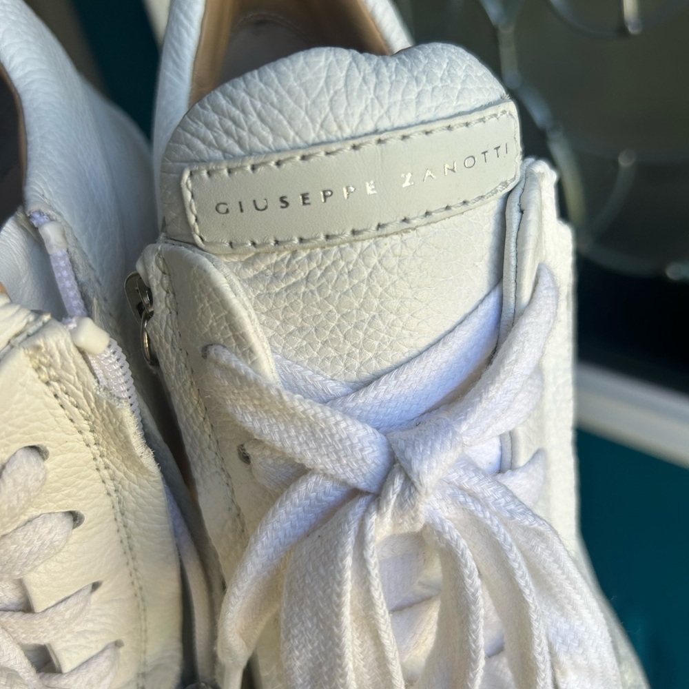 Giuseppe Zanotti Cream Leather Sneakers